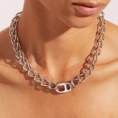 Как носить эффектные украшения (statement)?