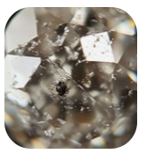 Что такое черные пятна на бриллианте и должны ли они быть удалены? 